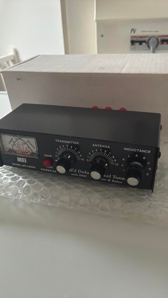 Mfj-904 deluxe travel tuner, Telecommunicatie, Ophalen of Verzenden, Zo goed als nieuw