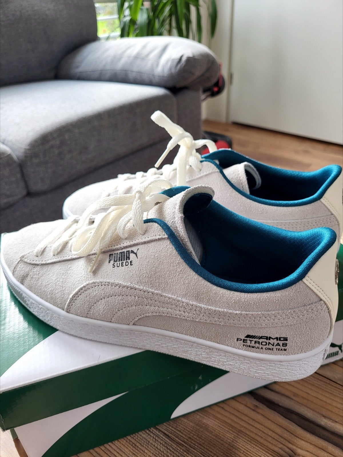 Puma Suede Classic x Mercedes-AMG Petronas F1 Sneakers, Kleding | Heren, Schoenen, Ophalen of Verzenden, Nieuw, Overige kleuren