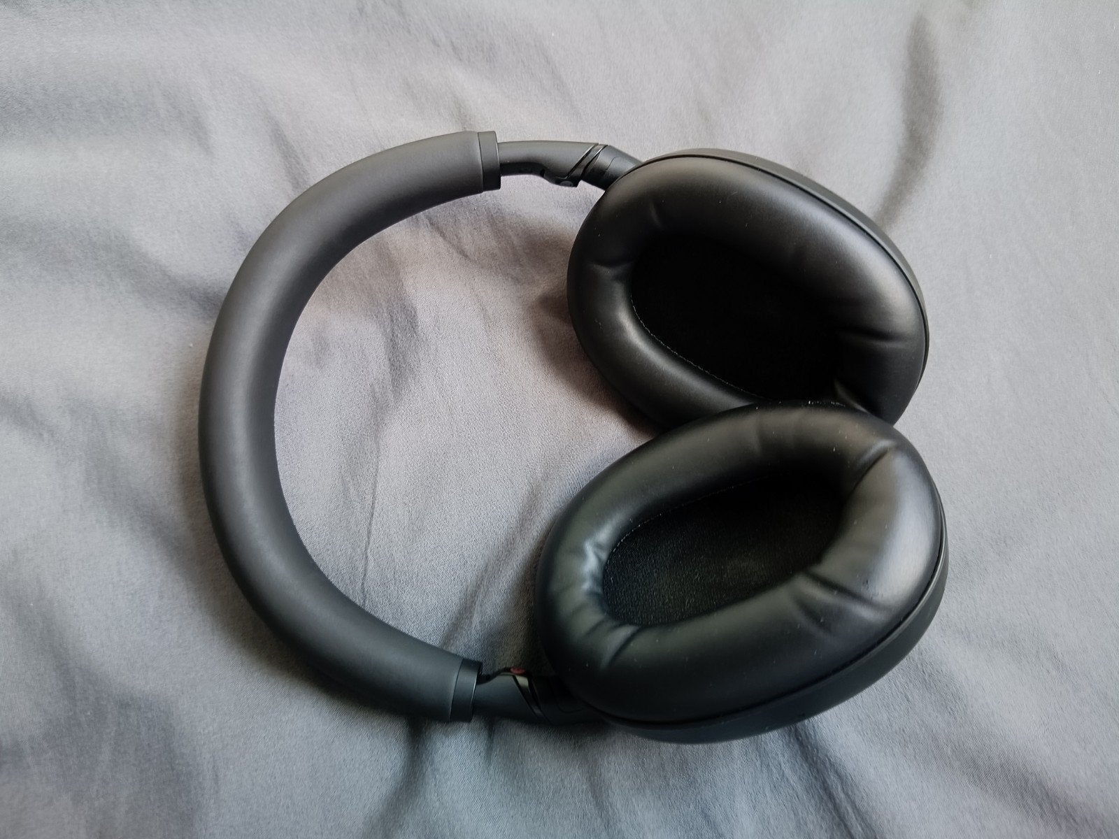 Foto 3 van Sony WH-1000XM6 Noise Cancelling Koptelefoon Zwart