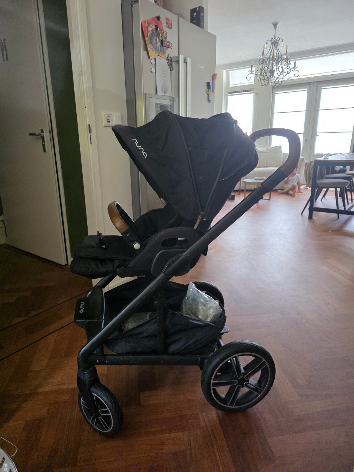 Nuna kinderwagen met voetenzak en regenscherm, Ophalen of Verzenden, Gebruikt, Overige merken