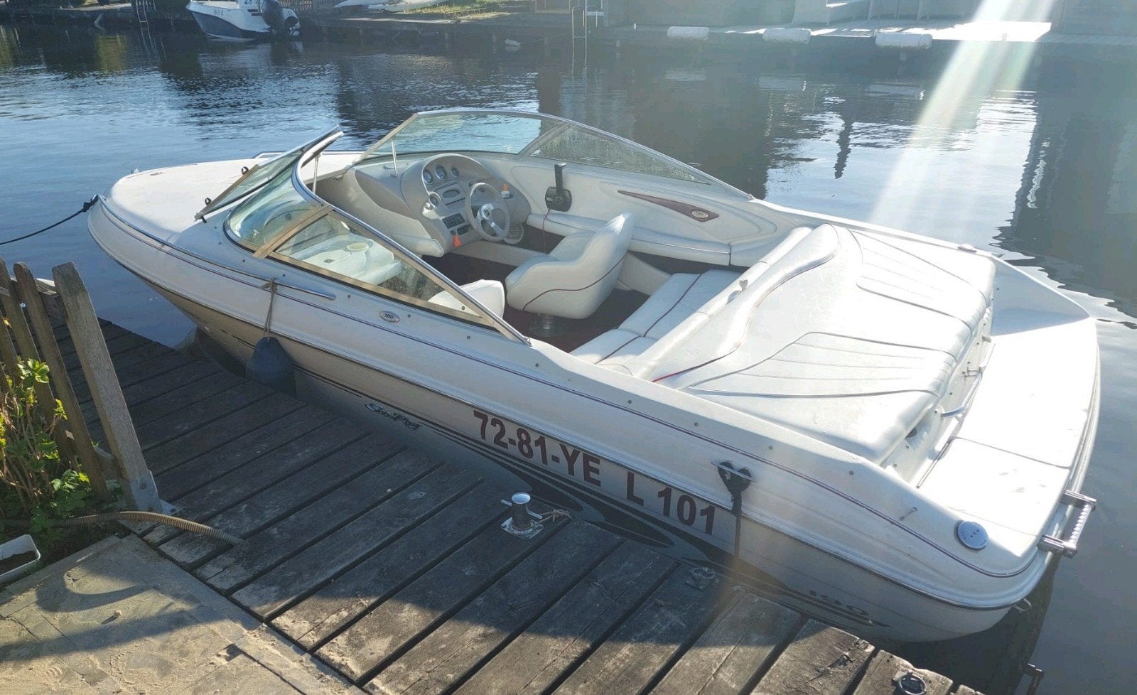 Sea Ray 190 Signature met krachtige Mercruiser 6 cilinder, Watersport en Boten, Speedboten, Ophalen, Gebruikt, Sea Ray, 200 pk of meer