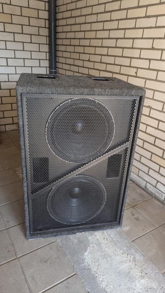 2x Meyer Sound 650-R2 Subwoofers - Dubbel 18 inch, Ophalen, Gebruikt, Audio