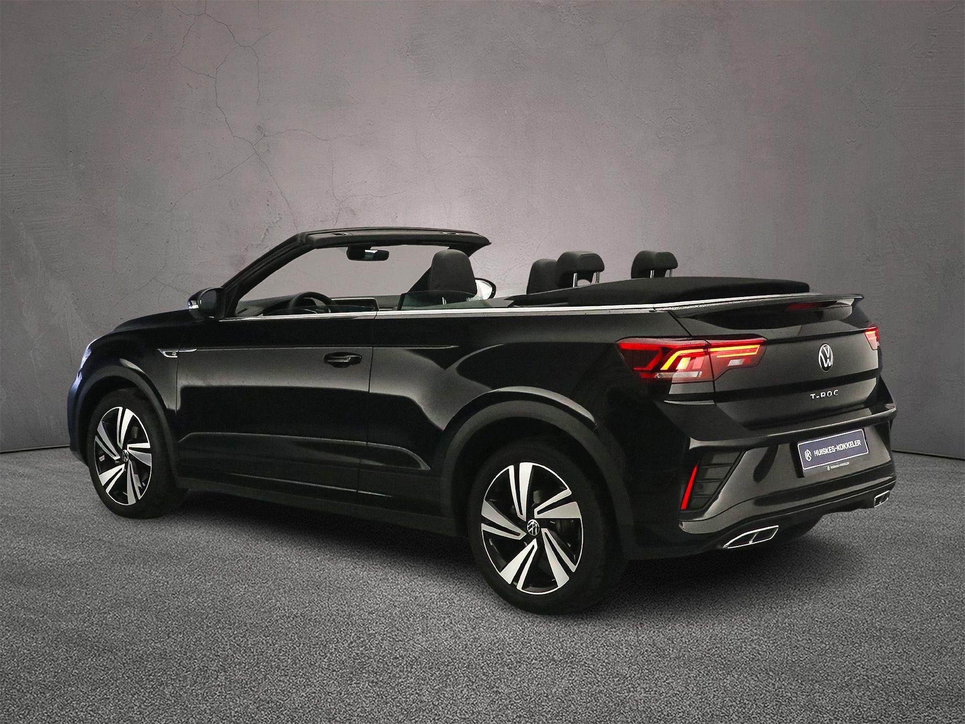 Volkswagen T-Roc R-Line 1.5 TSI 150pk DSG Automaat Adaptive, Auto's, Volkswagen, 4 stoelen, Zwart, Bedrijf, Geïmporteerd