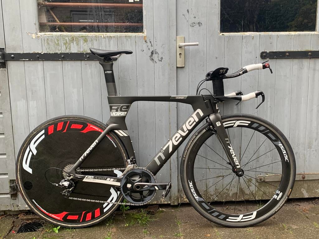 N7even Tijdritfiets, TT, Triatlon fiets met dicht achterwiel, Fietsen en Brommers, Carbon, Zo goed als nieuw, Meer dan 20 versnellingen