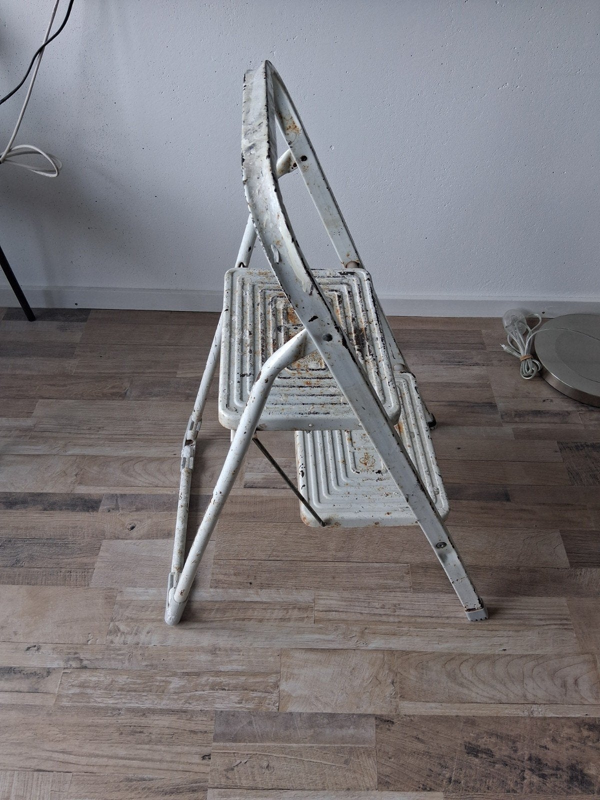 Huishoud trap, Ophalen