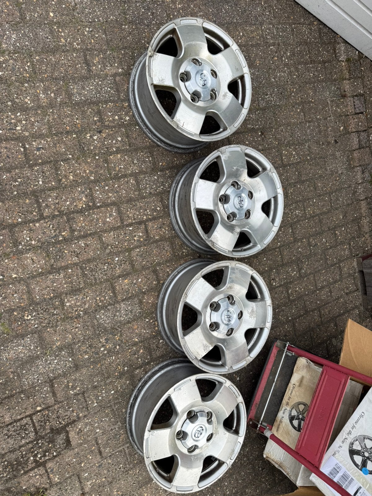 Toyota Tundra of Landcruiser 5x150 18-inch, Ophalen, 18 inch, Gebruikt, 255 mm