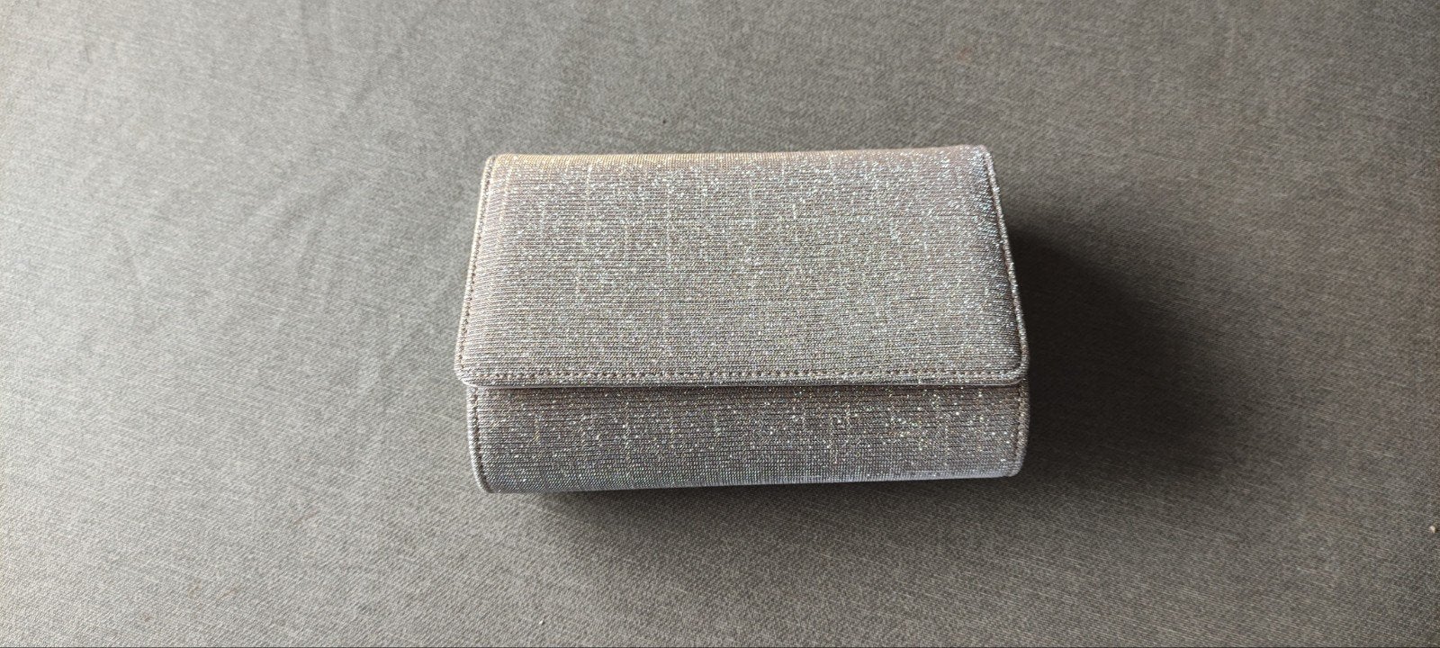 Clutch ( nieuw in doos) Rainbow club ( 18 x 12), Ophalen of Verzenden, Nieuw