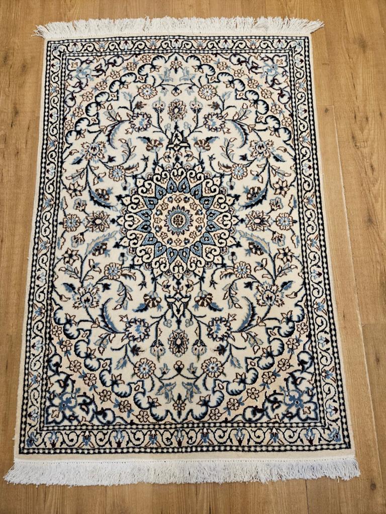 Vintage handgeknoopt perzisch tapijt nain 9la 141x88, Tweedehands, 100 tot 150 cm, Perzisch, Rechthoekig