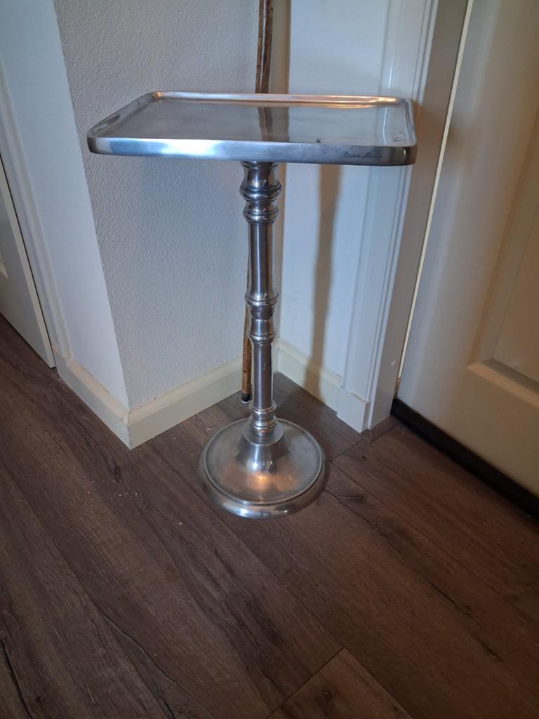 Riviera Maison bijzettafel 38x25x64 cm, Huis en Inrichting, Ophalen, Minder dan 55 cm, Gebruikt, Metaal of Aluminium