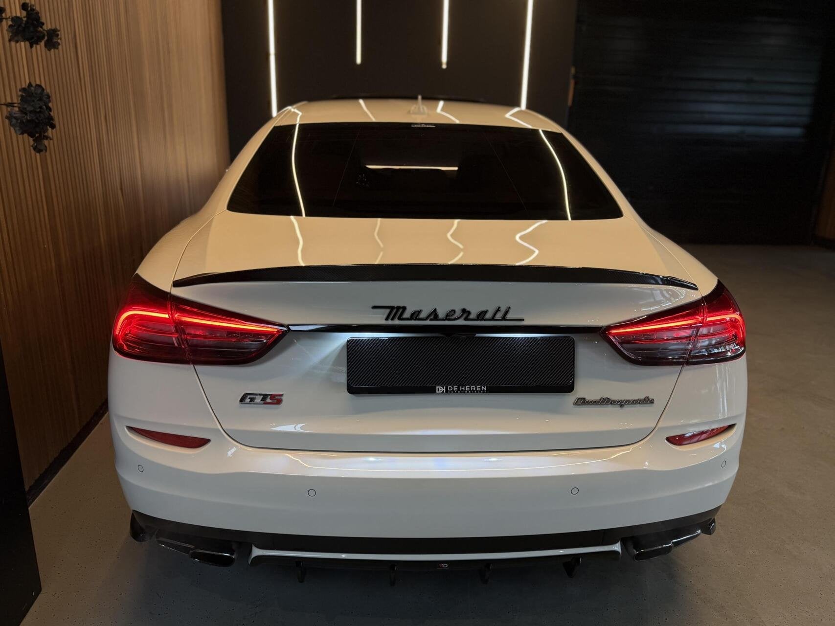 Foto 49 van Maserati Quattroporte 3.8 GTS V8|Pano|Vossen|Maxton|B&W|22"