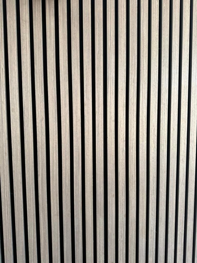 Akoestisch paneel walnootkleur donker 60 cm x270. Dicht!!!!, Ophalen, Nieuw