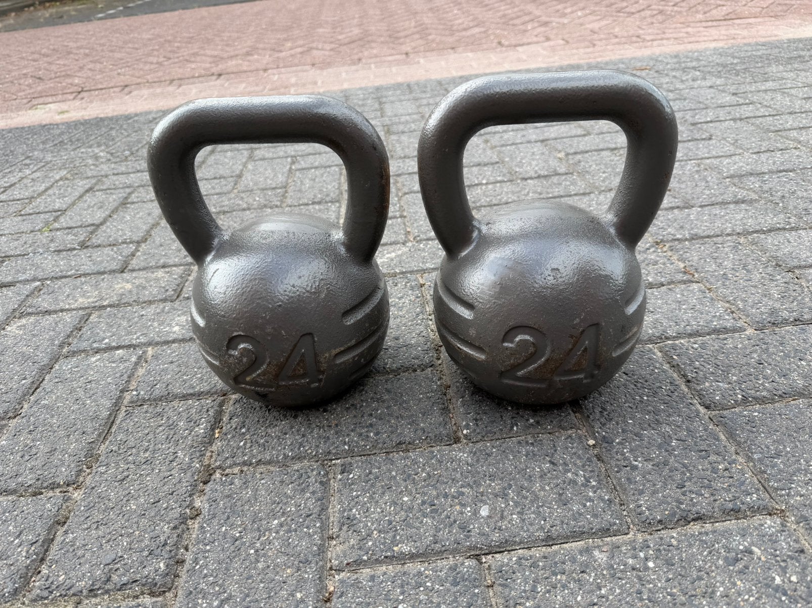 2x 24kg Kettlebell, Sport en Fitness, Ophalen, Gebruikt, Kettlebell