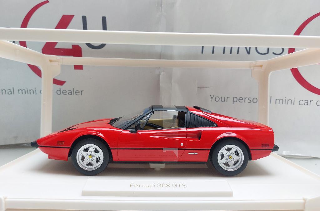 Norev 1:18 Ferrari 308 GTS 1982 rood nieuw in verpakking, Hobby en Vrije tijd, Modelauto's | 1:18, Ophalen of Verzenden, Nieuw