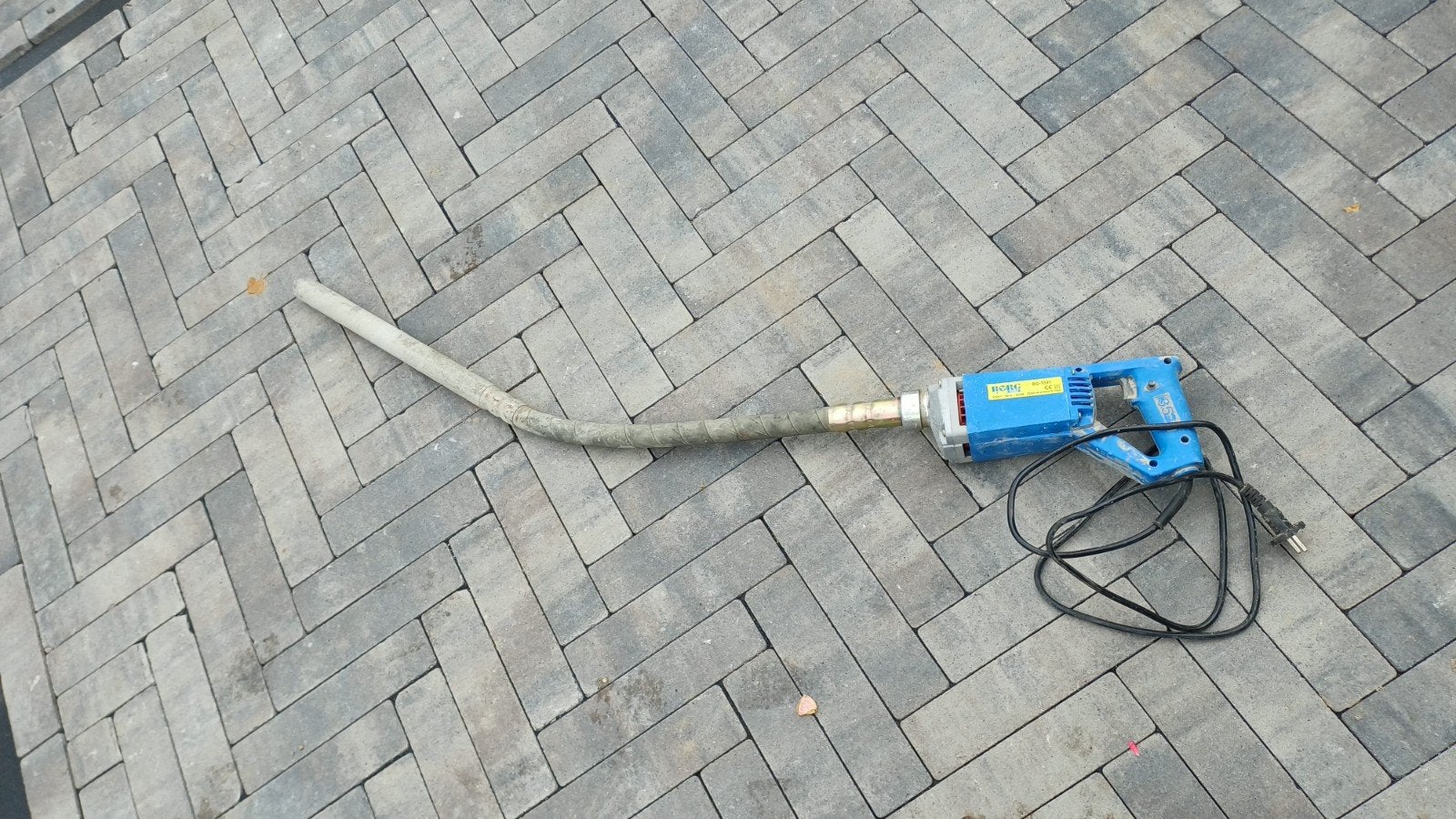 Te koop een beton trilnaald, Ophalen
