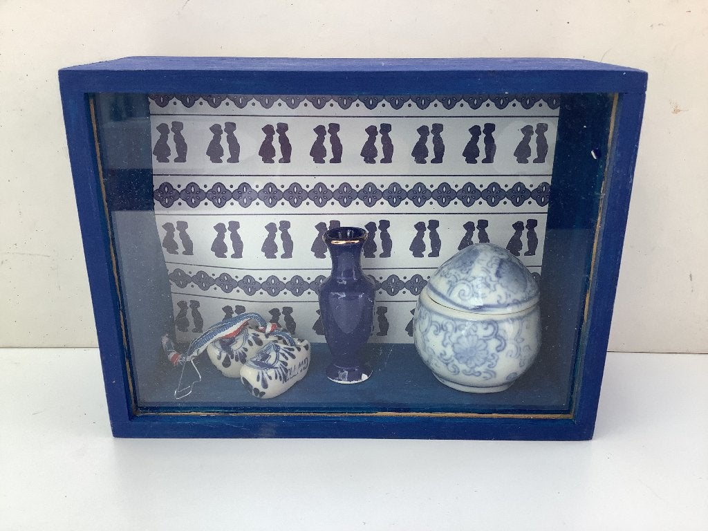 GEBRUIKTE EN NIEUWE WAND VITRINEKASTJES VOOR EEN MUUR VOL, Ophalen of Verzenden, Gebruikt