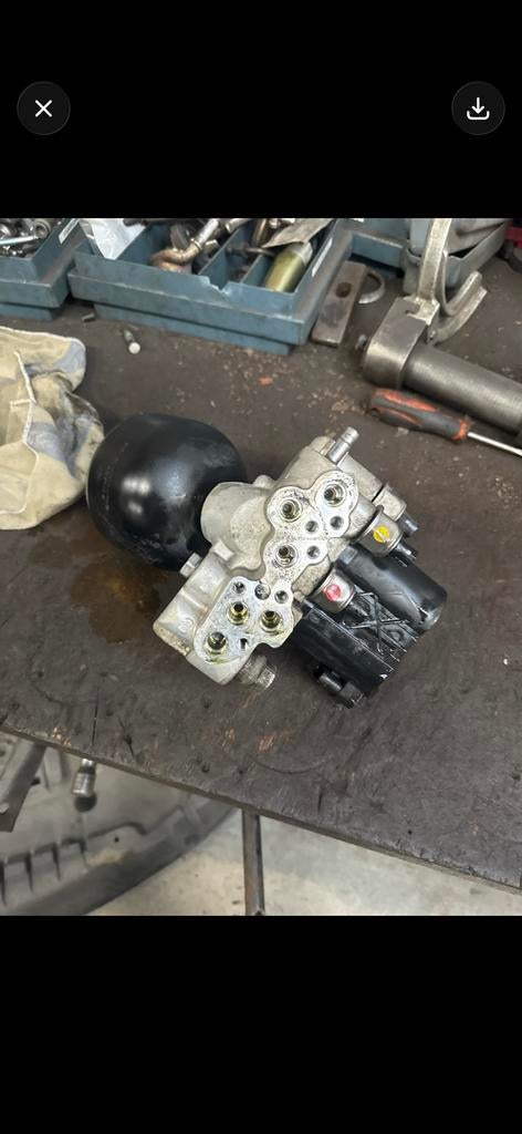GEZOCHT!! ABC ventiel klep Mercedes CL 500 A2213200958, Ophalen of Verzenden, Gebruikt, Mercedes-Benz