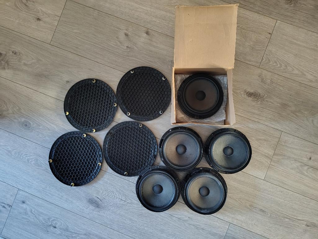 Set VAG luidsprekers Volkswagen, SEAT, Skoda + 4x grille, Ophalen of Verzenden, Gebruikt