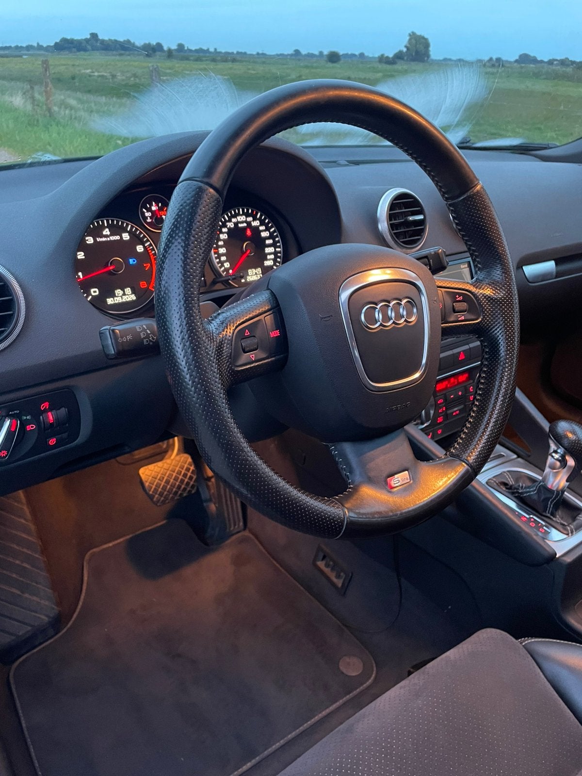 Foto 10 van AUDI A3 Sportback 1.8 TFSI automaat | PANO | leer | TREKHAAK