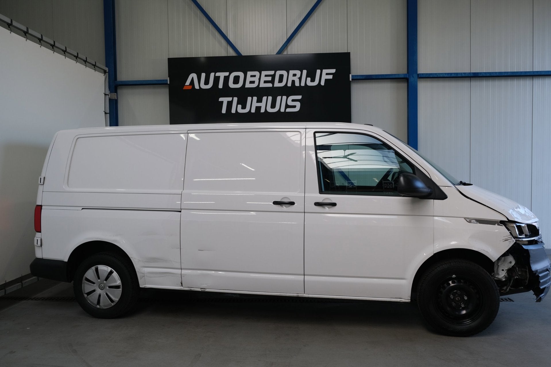 Volkswagen Transporter 2.0 TDI L2H1 28 > Schade <, Voorwielaandrijving, Gebruikt, Euro 6, 4 cilinders