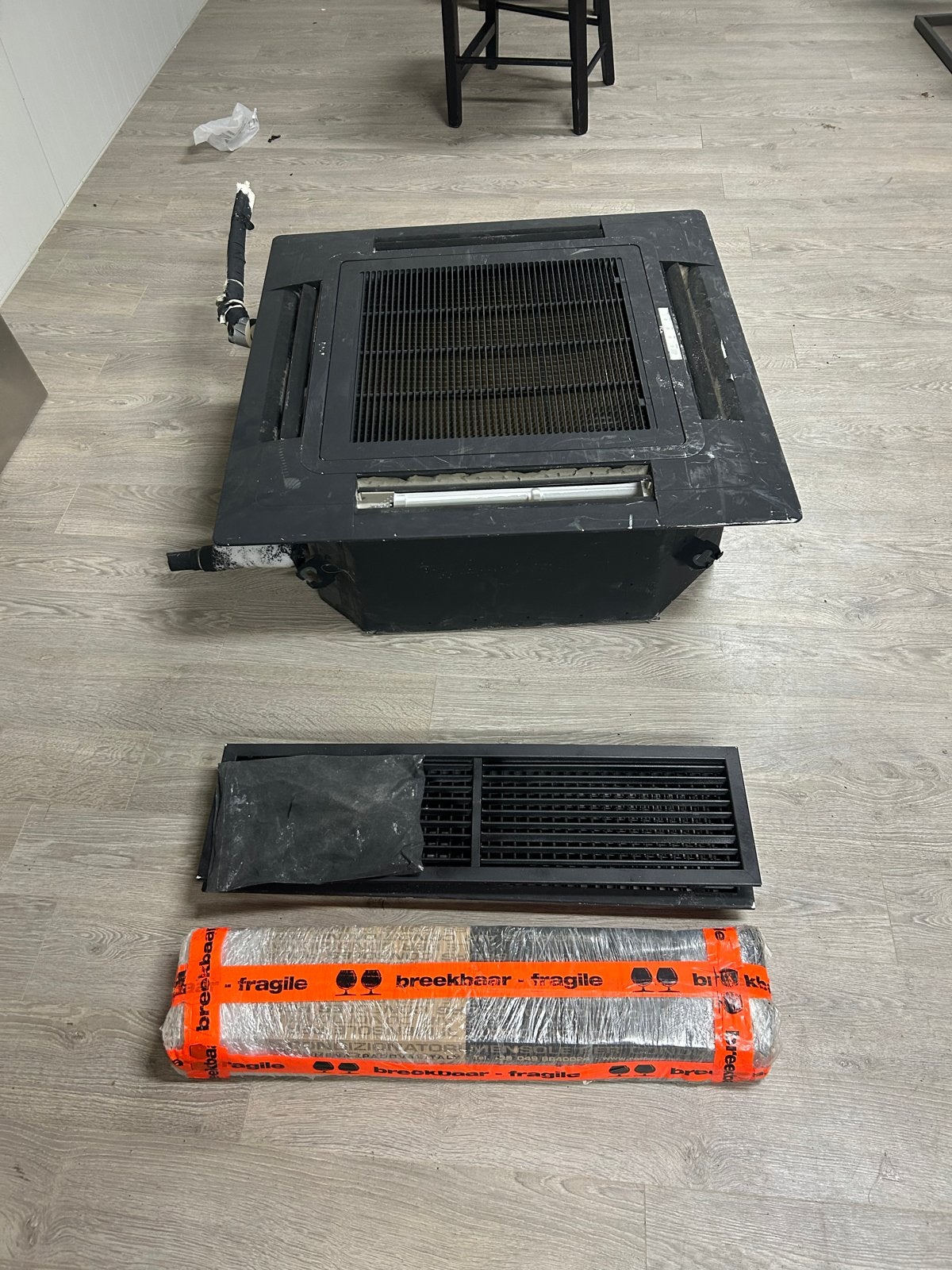 Haier Cassette Airco Systeem - Koelen, Verwarmen, Ventileren, Ophalen, Gebruikt, 3 snelheden of meer, Koelen en Ontvochtigen