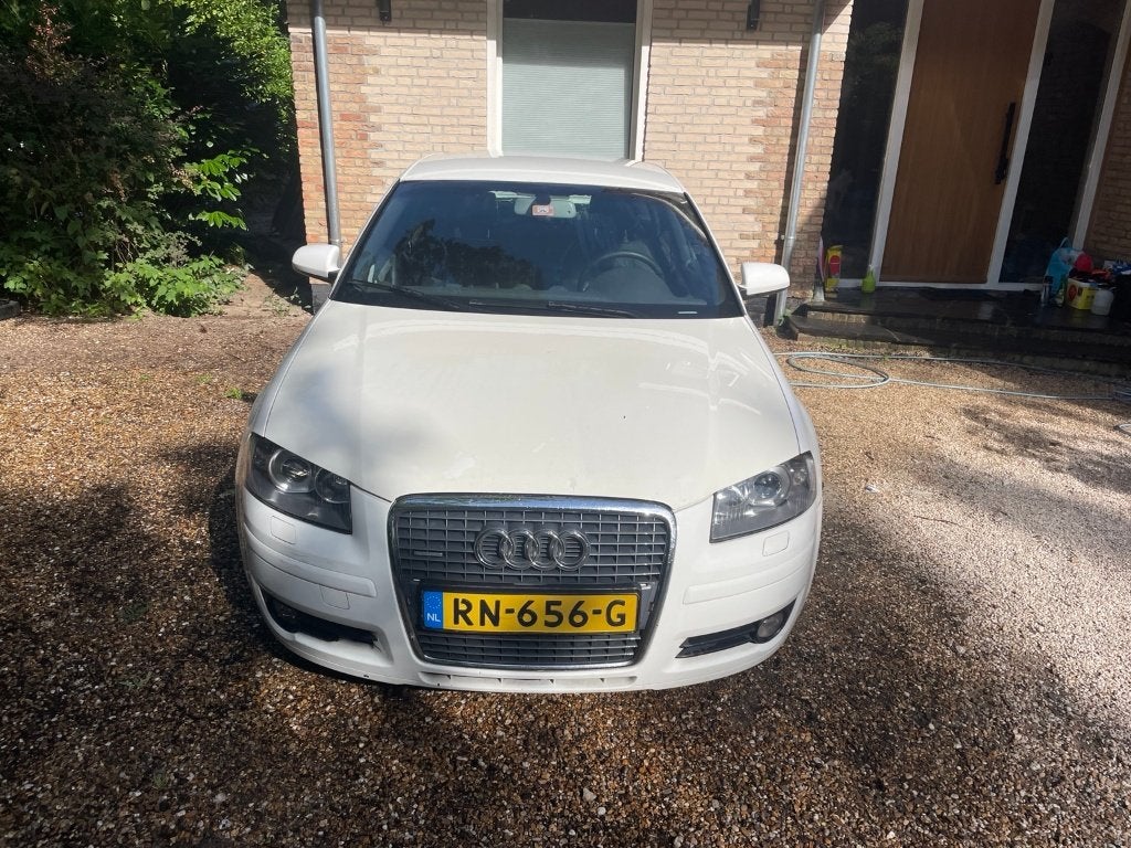 Foto 2 van Audi A3 Sportback 3.2 V6 Quattro 250 pk | projectauto