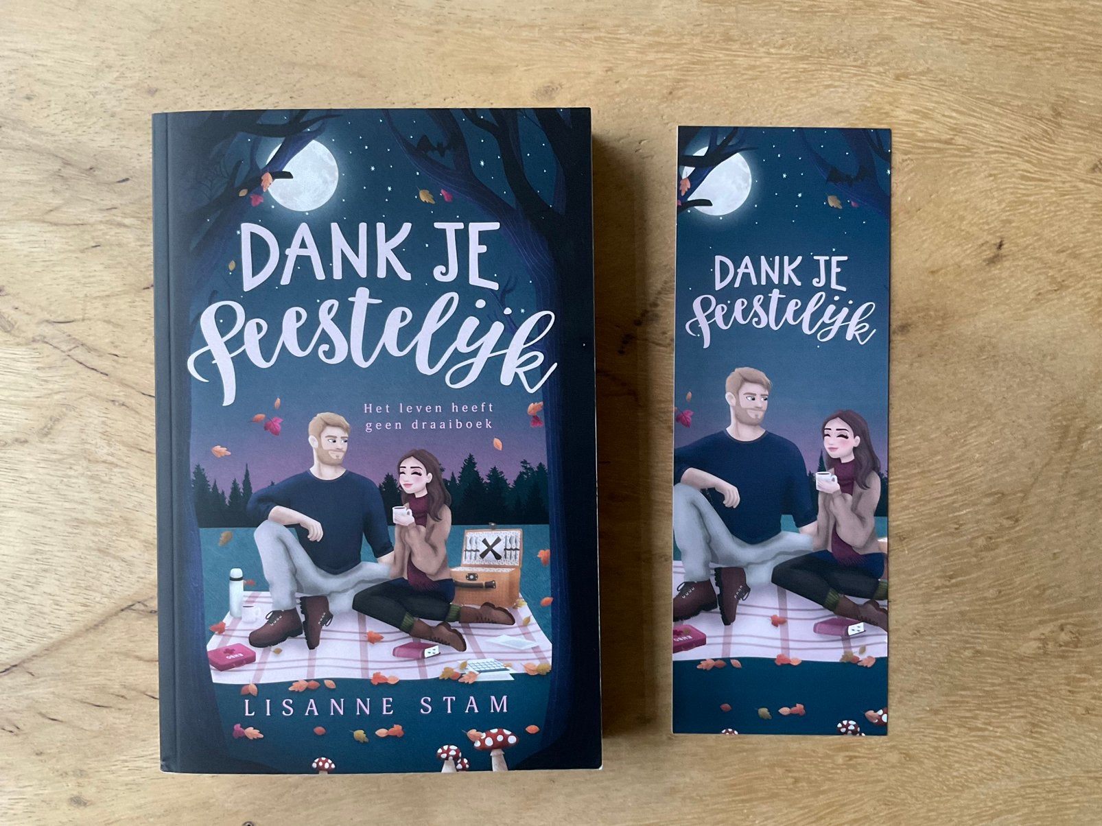 Dank je feestelijk - Lisanne Stam, Ophalen of Verzenden, Zo goed als nieuw