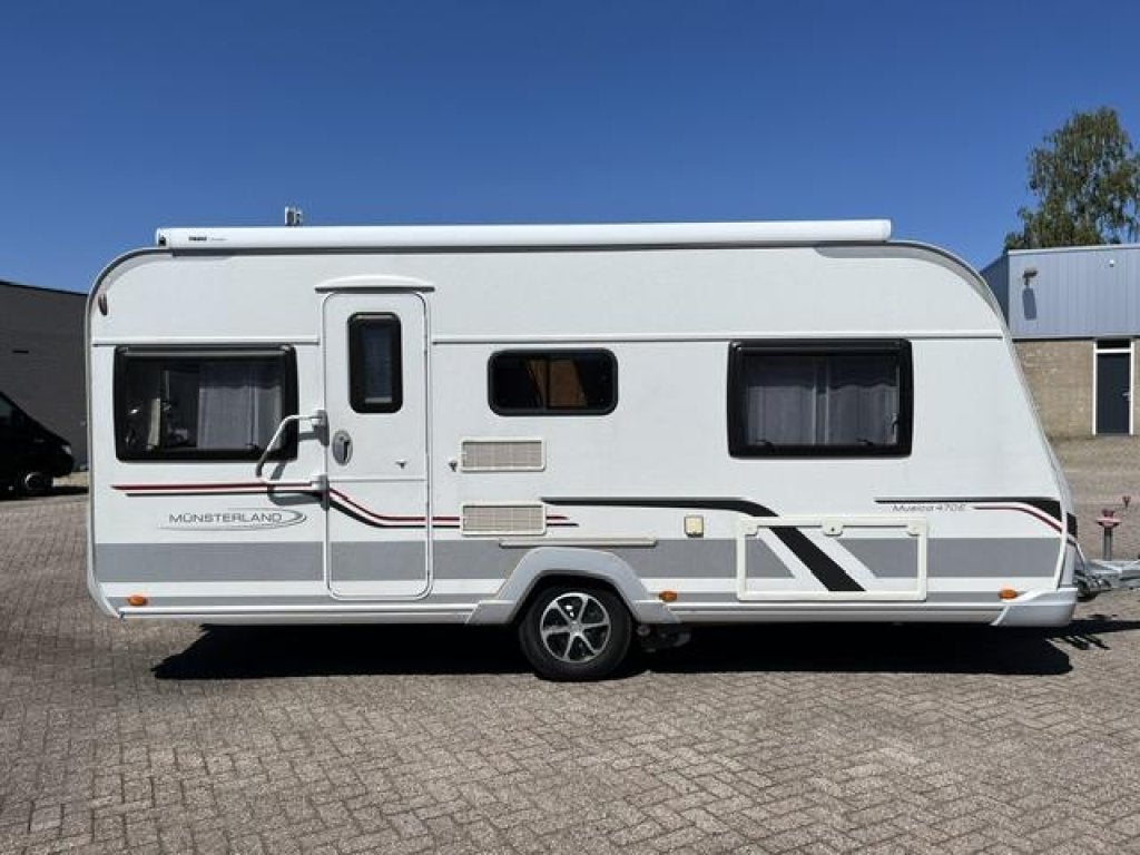 LMC Musica 470 E Mover, Luifel, Vloerverw., Caravans en Kamperen, Caravans, Standaardzit, Schokbreker, Bedrijf, 4 tot 5 meter