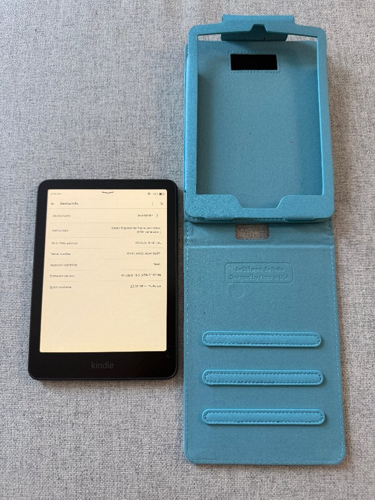 E-Reader Amazon Kindle Paperwhite 12.gen SE 32GB + Cover, Gebruikt, Amazon Kindle, Ophalen of Verzenden, 7 inch