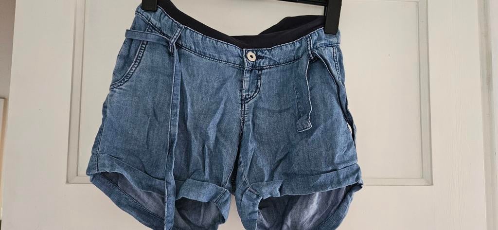 Korte zwangerschapsbroek H&M Mama Shorts maat 36, Ophalen of Verzenden
