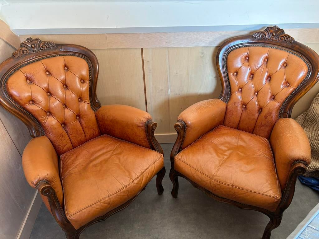 2 barokke stoelen, Ophalen