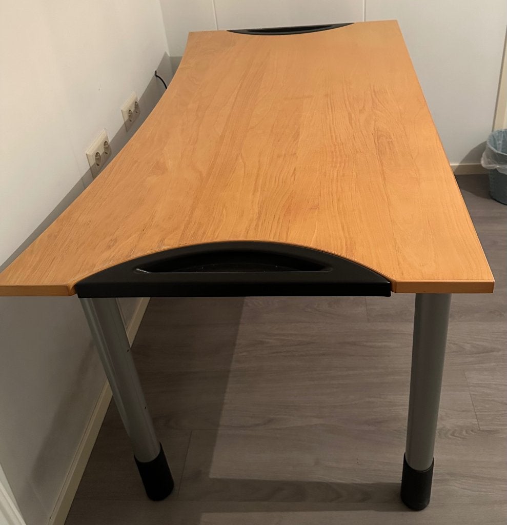 bureau/tafel/werkbank/werktafel/tafelblad, Ophalen, In hoogte verstelbaar, Gebruikt, Computerbureau