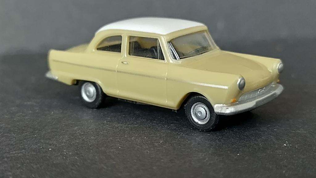 Dkw Junior Beige 1:87 Herpa Magic Pol, Hobby en Vrije tijd, Herpa Gmbh, Auto, Verzenden, Cars@herpa.de