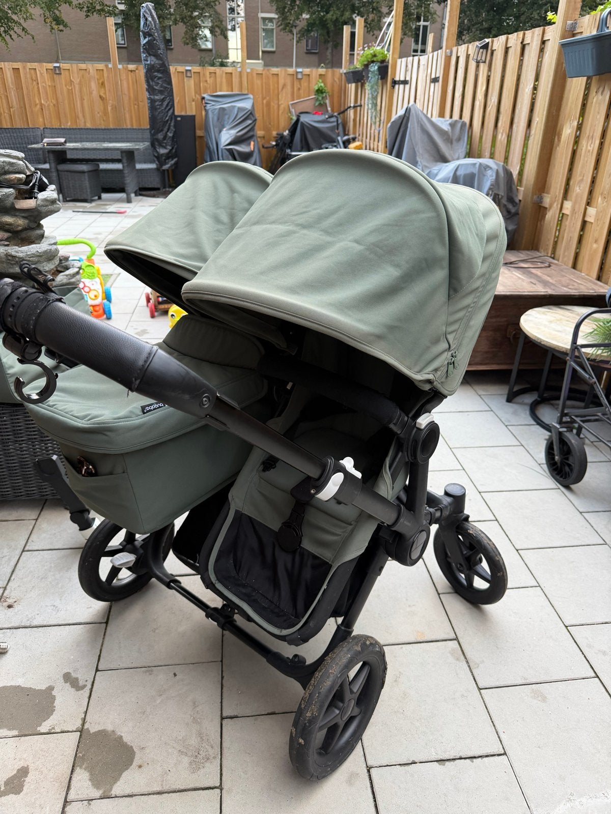 Bugaboo Donkey 5 Duo kinderwagen - forest green incl adapter, Ophalen, Zo goed als nieuw, Combiwagen, Duowagen