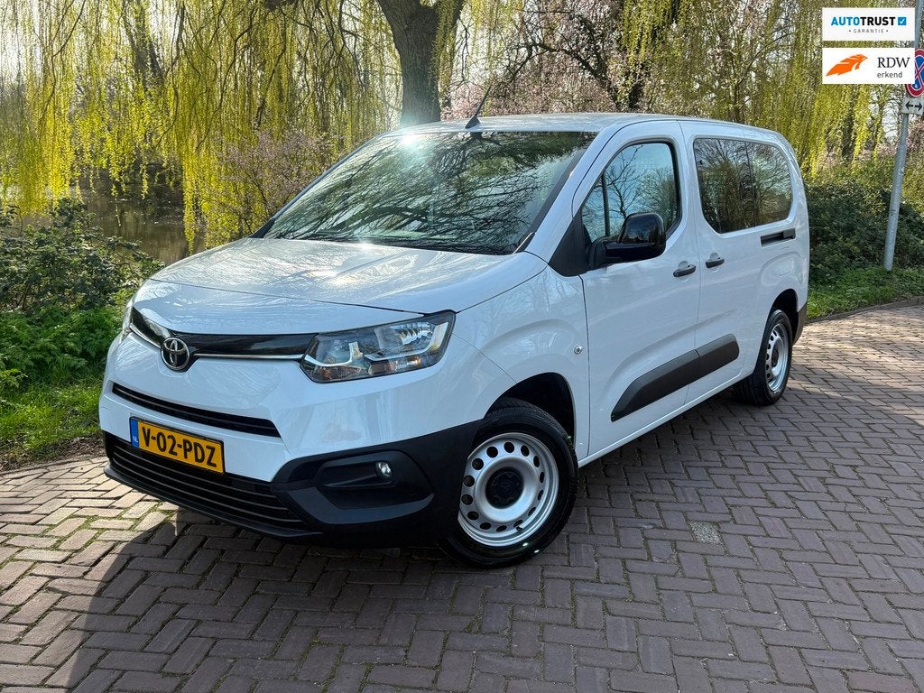 Toyota PROACE CITY 1.2 Turbo Prof Long 5 Pers. Crew-Cab. 1 E, Auto's, Bestelauto's, Voorwielaandrijving, Stof, 1199 cc, Wit