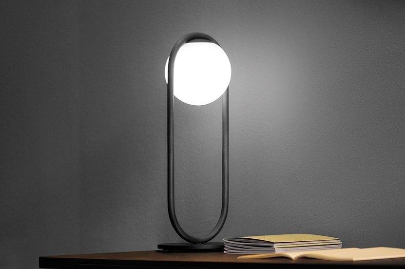 Tekoop design vloer en tafel Lamp L Lux Ball zwart wit, Ophalen, Design, Zo goed als nieuw, Glas