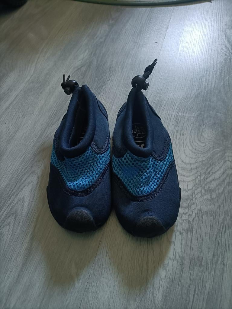 Splinternieuwe waterschoenen maat 23, Kinderen en Baby's, Kinderkleding | Schoenen en Sokken, Ophalen of Verzenden, Nieuw, Jongen of Meisje