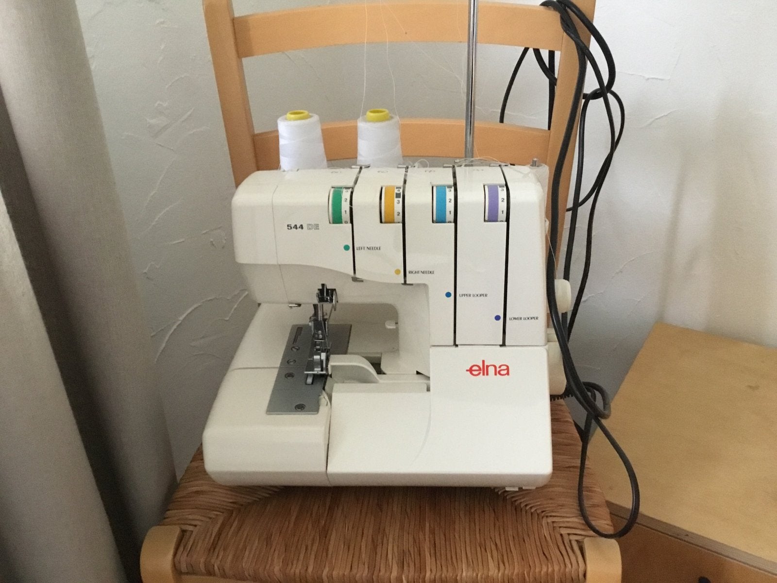 Elna 544 DII Lockmachine, Ophalen of Verzenden, Zo goed als nieuw, Lockmachine, Overige merken
