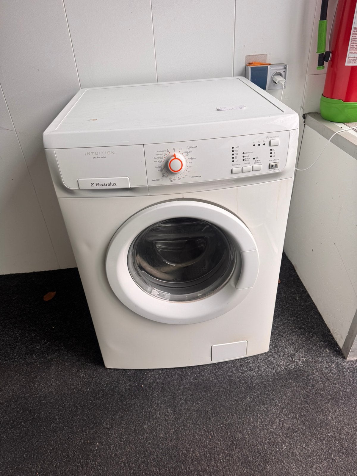 ELECTROLUX 1400 INTUITION 6 KG met 3 mnd garantie, 1200 tot 1600 toeren, N, 4 tot 6 kg, Energieklasse A of zuiniger
