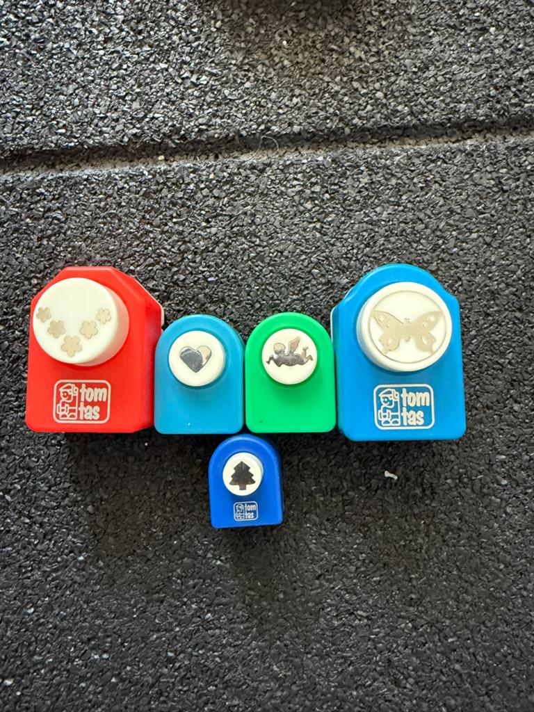 Tomtas Ponsen Set - Diverse Vormen, Gebruikt, Overige thema's, Gereedschap of Toebehoren, Meerkleurig