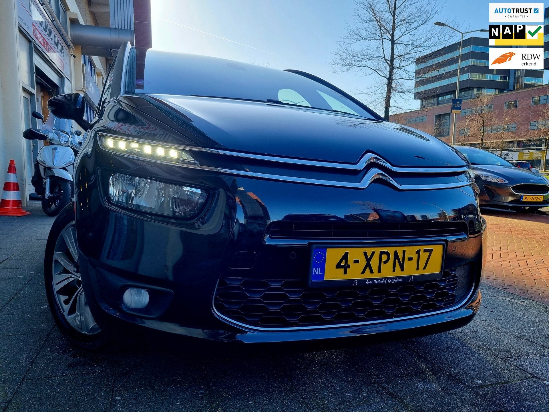 Citroen Grand C4 Picasso 1.6 e-THP Business 7Persoons Dealer, Auto's, Citroën, Dealer onderhouden, Gebruikt, 4 cilinders, 7 stoelen