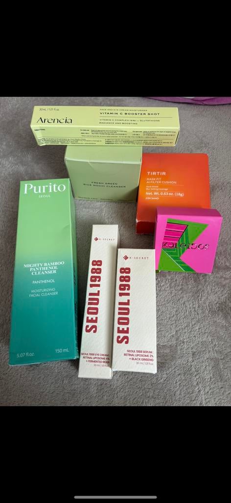 Korean skincare en makeup pakket, Ophalen of Verzenden, Zo goed als nieuw, Gehele gezicht