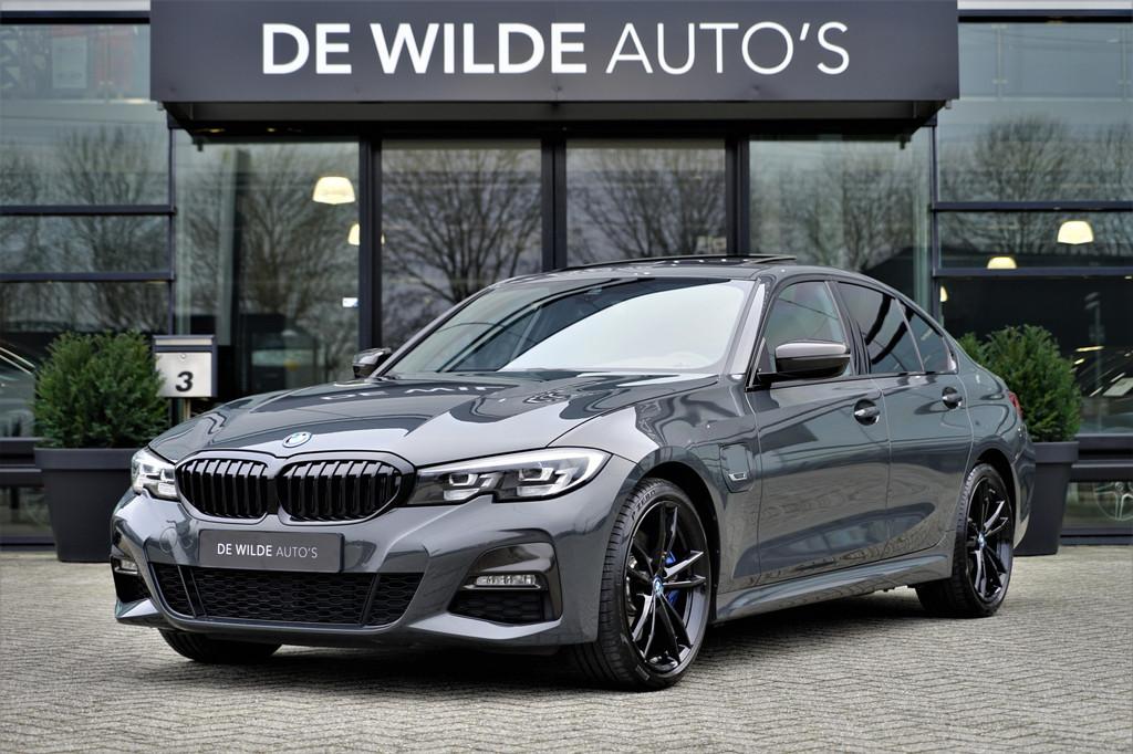 BMW 3-serie 320e M-sport Dravitgrijs Schuifdak Carbon 19-inc, 1998 cc, Achterwielaandrijving, Gebruikt, Zwart