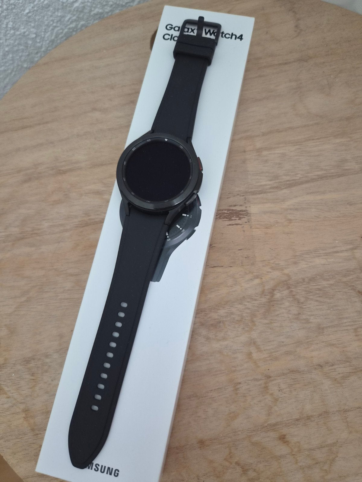 Samsung Galaxy Watch 4 Classic Zwart - Splinternieuw, Ophalen, Zwart, Zo goed als nieuw, Samsung