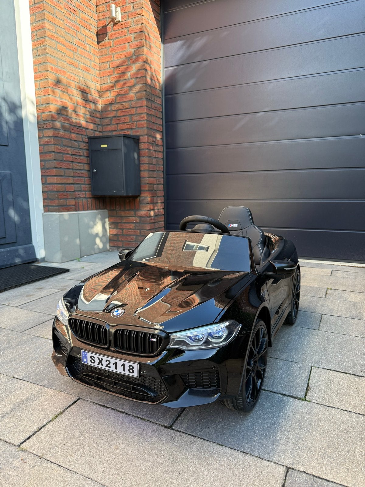 Bestuurbare BMW M5 Kinderauto met Afstandsbediening, Zo goed als nieuw