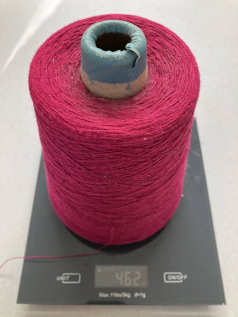 fuchsia roze katoenen garen, 450 gram op cone, Hobby en Vrije tijd, Ophalen of Verzenden, Nieuw, Breien of Haken, Wol of Garen