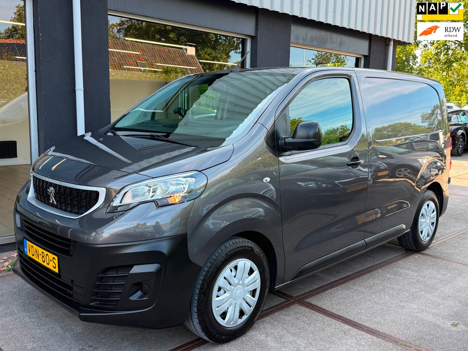 Peugeot Expert 1.5 BlueHDI 100 Compact Premium Airco/KM NAP!, Voorwielaandrijving, Gebruikt, Euro 6, 4 cilinders
