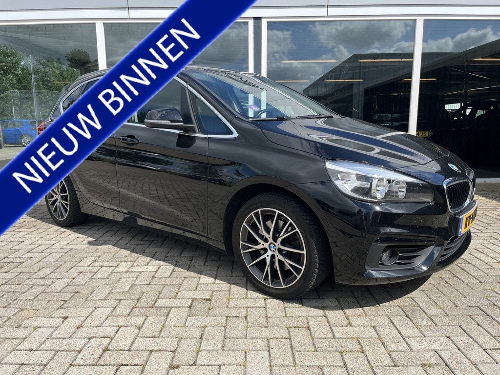 BMW 2 Serie Active Tourer 218i M Sport Led / 17inch / Clima, Auto's, BMW, Voorwielaandrijving, 136 pk, Gebruikt, Zwart