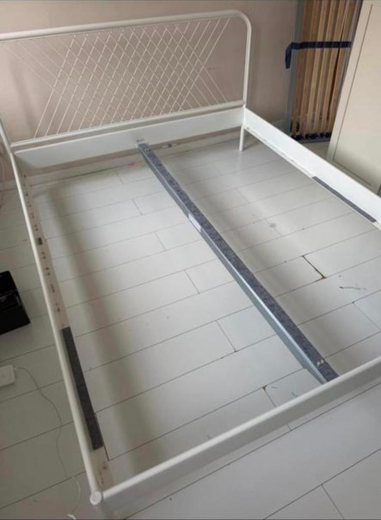 IKEA Nesttun bedframe 160x200 cm (wit), Huis en Inrichting, Slaapkamer | Bedden, Ophalen, Gebruikt, Wit, Tweepersoons