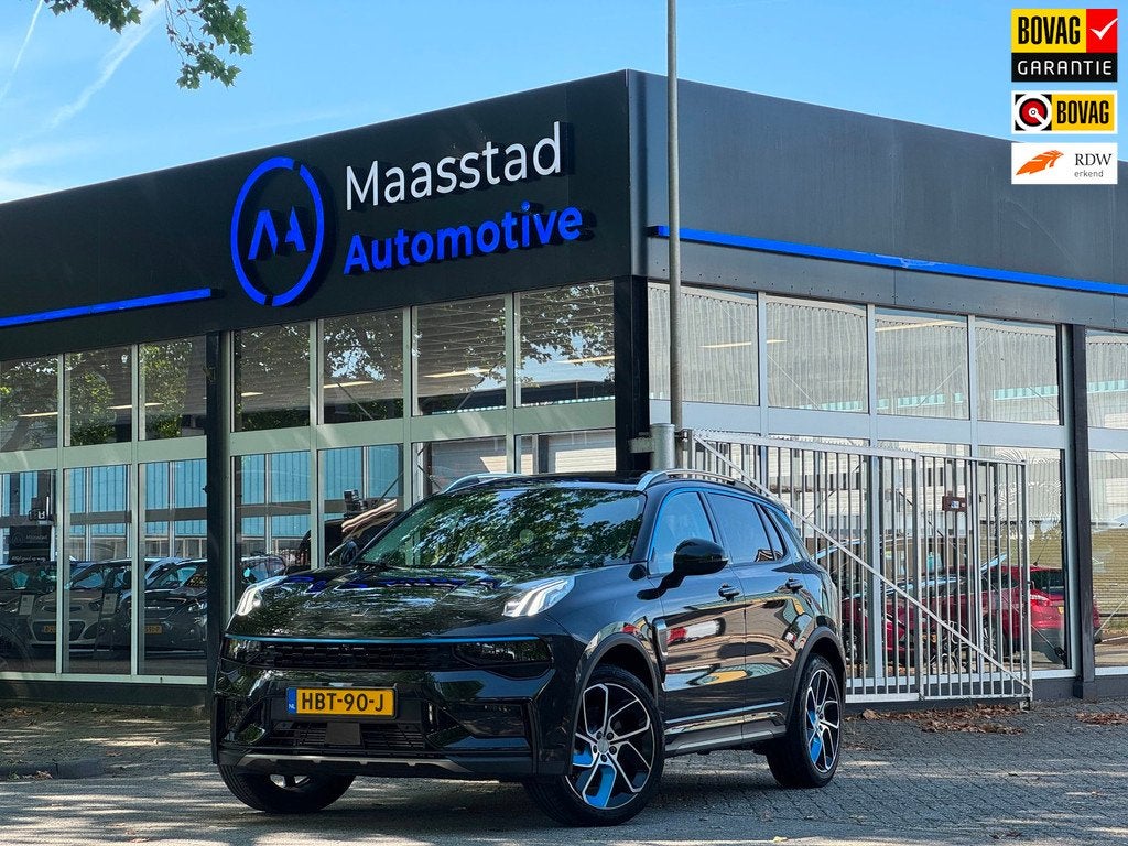 Lynk & Co 01 1.5 Plug-in Hybrid Infinity 360Cam lage kms zwa, Auto's, Lynk & Co, Euro 6, Zwart, Plug-in hybride, Bedrijf