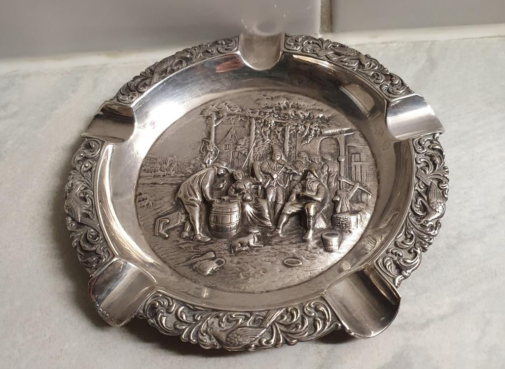 Asbak doorsnee 12 cm, verzilverd, geen merkje,, Ophalen of Verzenden